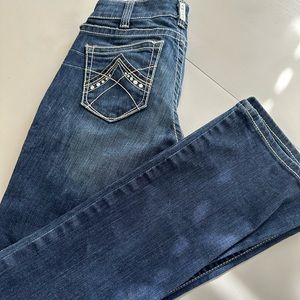 Ariat women’s dark blue jeans excellent used condition 28XL (extra long length)